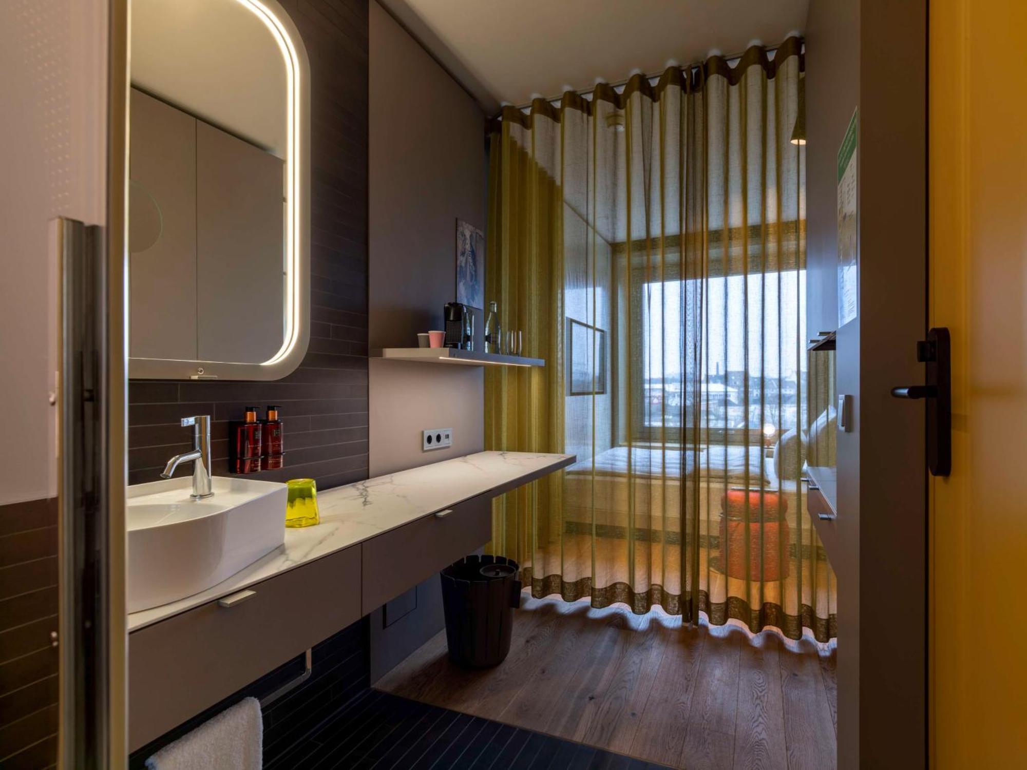 B'Mine Hotel Duesseldorf Eksteriør bilde
