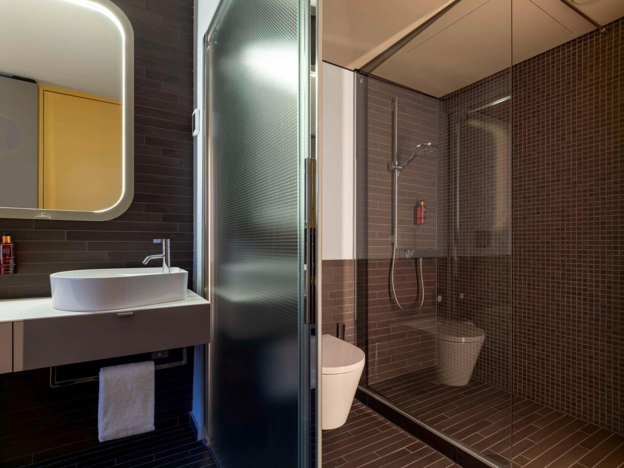 B'Mine Hotel Duesseldorf Eksteriør bilde